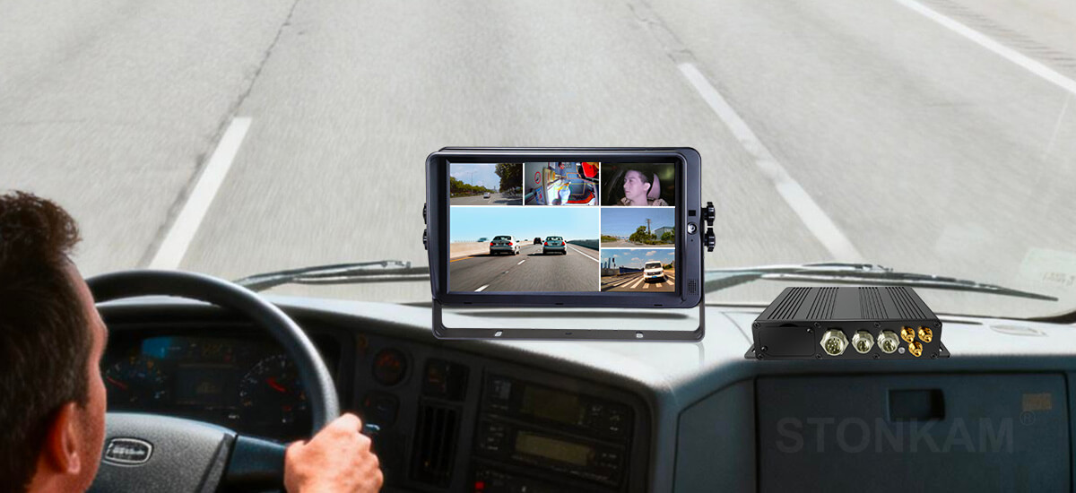 Multifunctional vehicle-mounted image Processor-multiplexer